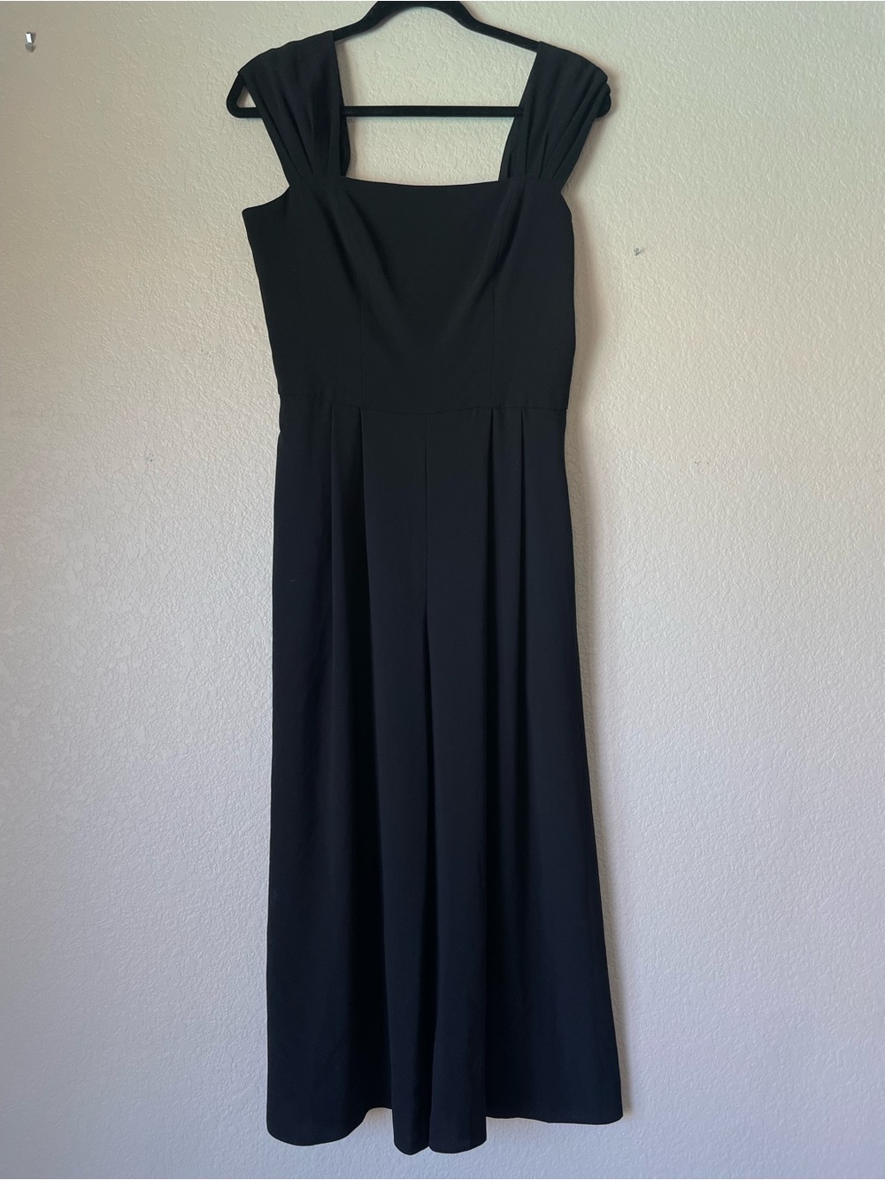 Gal Meets Glam Veronica Black Square-Neck Midi Jumpsuit with Wide Straps